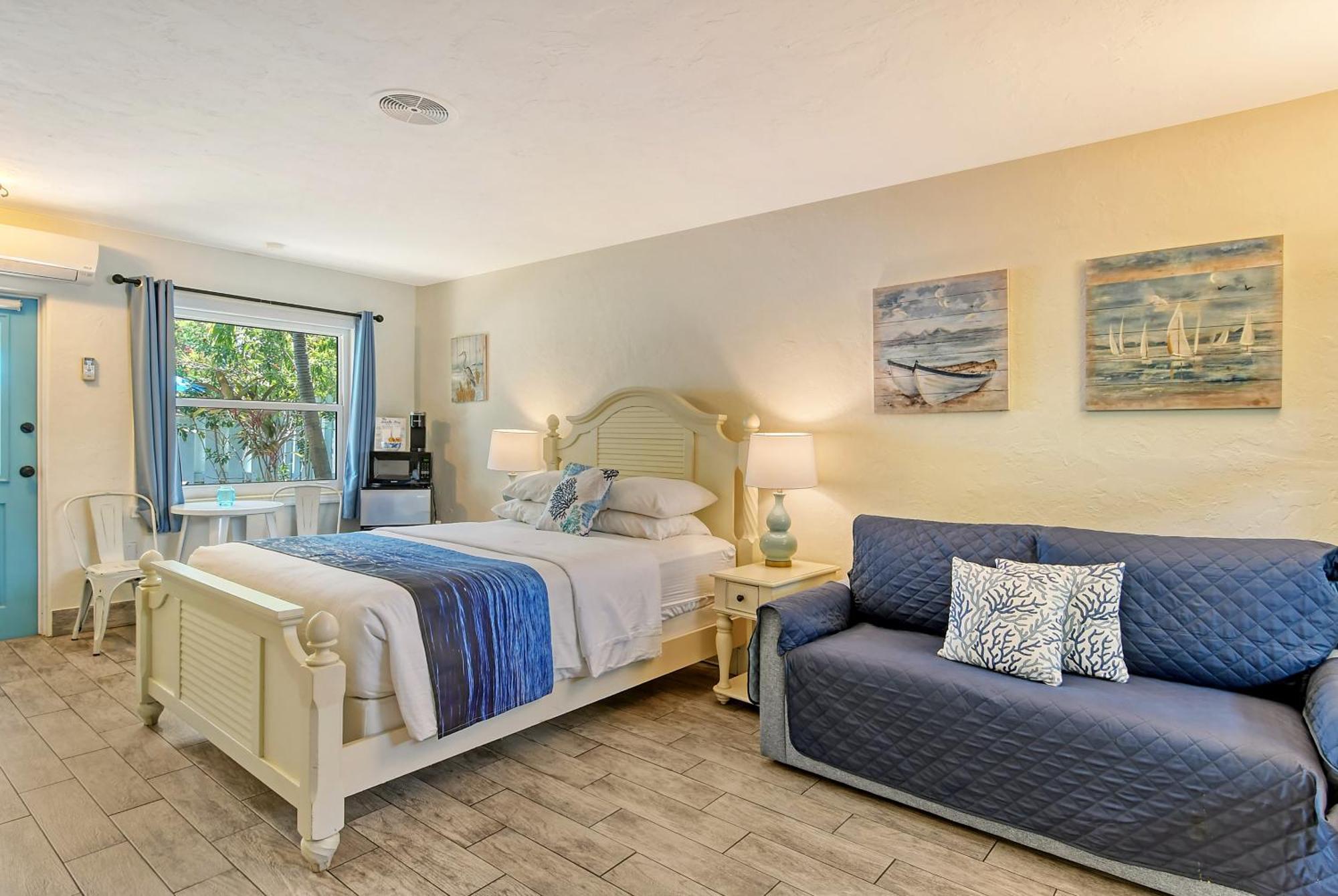 Siesta Key Palms Resort Point O'Rocks Exterior photo