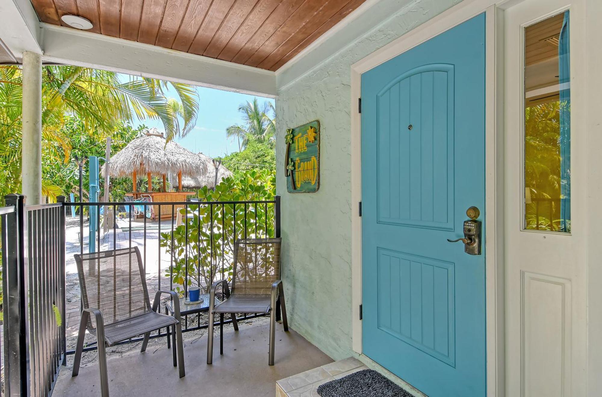 Siesta Key Palms Resort Point O'Rocks Exterior photo