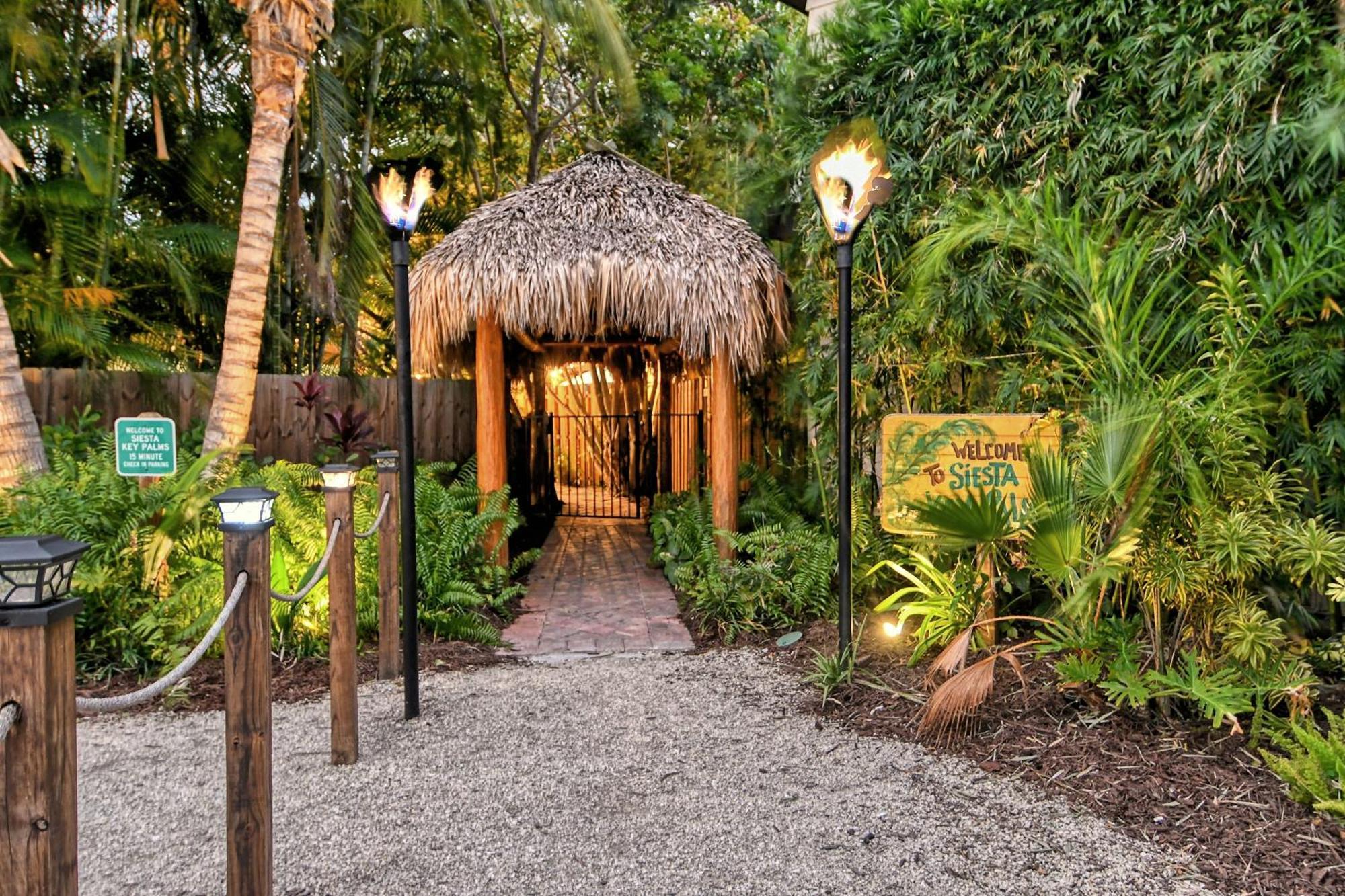 Siesta Key Palms Resort Point O'Rocks Exterior photo
